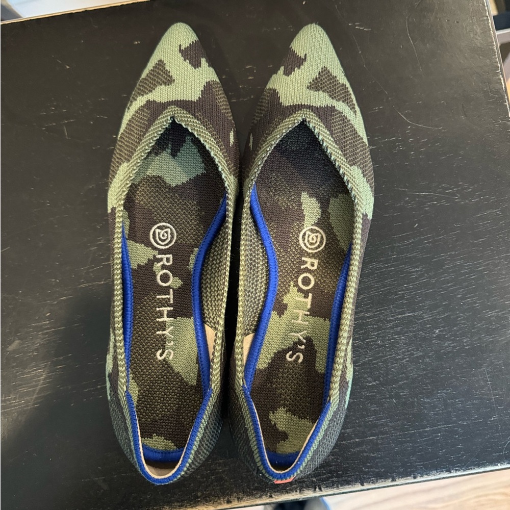 Rothys camo flats never worn